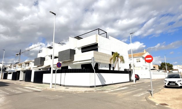 Reventa - Bungalow -
Pilar de la Horadada - Costa Blanca Sur