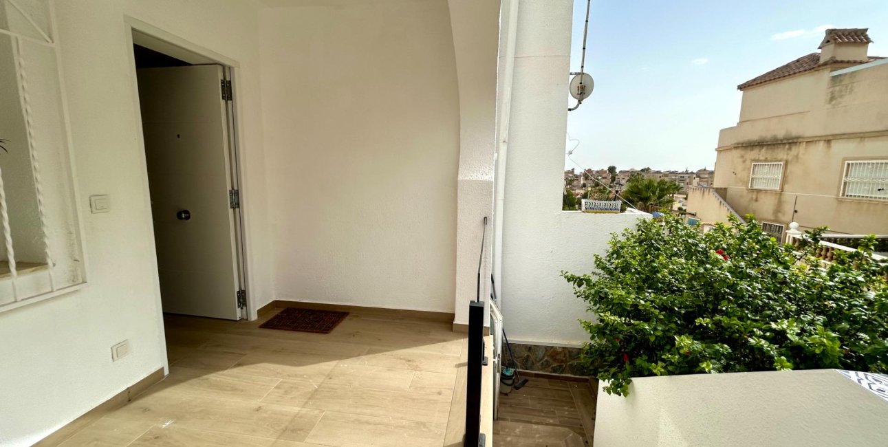 Reventa - Apartamento / piso -
San Miguel de Salinas - Las filipinas