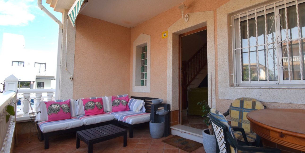 Reventa - Adosado -
Orihuela Costa - Los Balcones