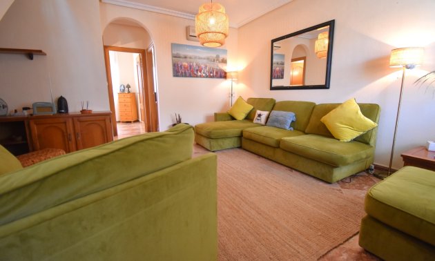 Reventa - Adosado -
Orihuela Costa - Los Balcones