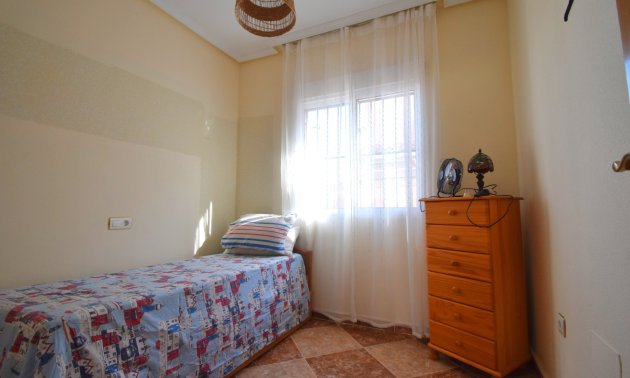 Reventa - Adosado -
Orihuela Costa - Los Balcones