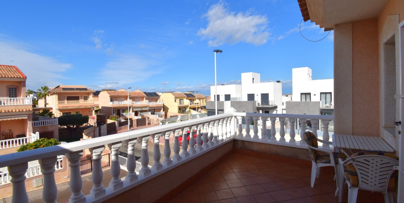 Reventa - Adosado -
Orihuela Costa - Los Balcones