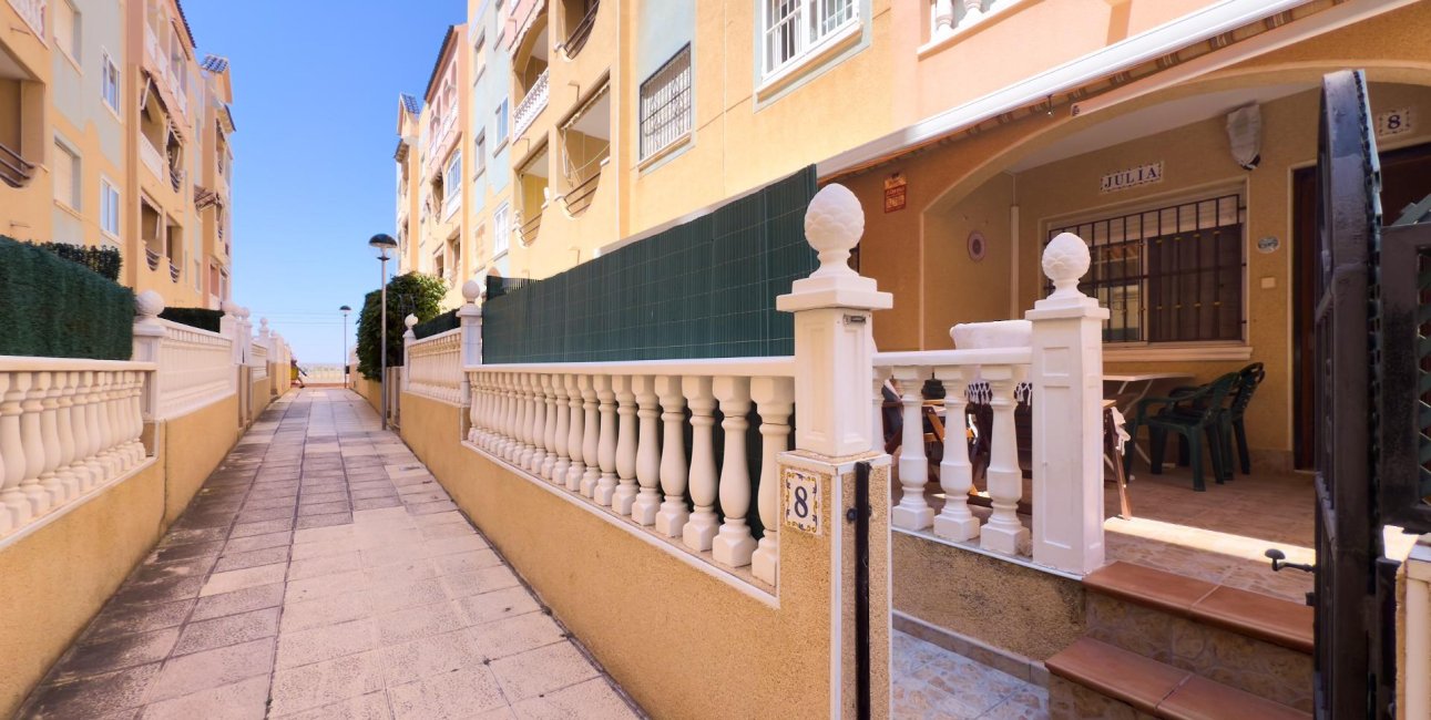 Reventa - Apartamento / piso -
Torrevieja - La Mata