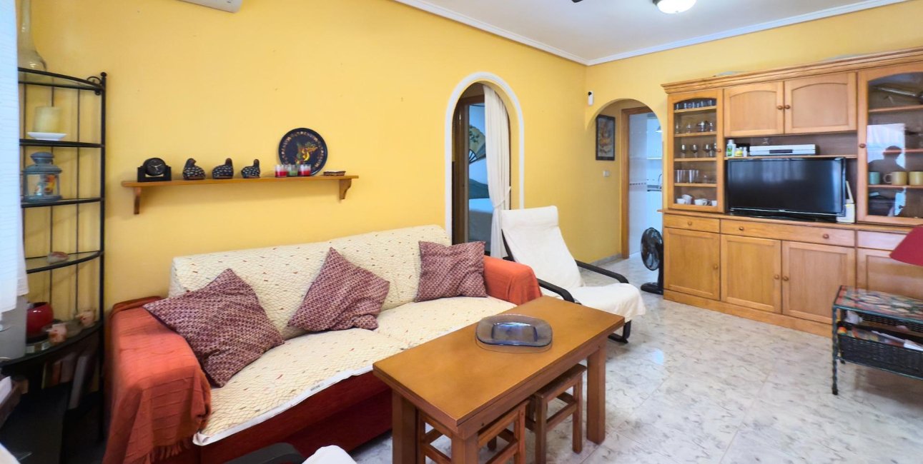 Reventa - Apartamento / piso -
Torrevieja - La Mata