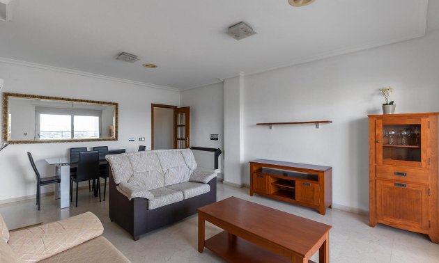 Reventa - Apartamento / piso -
Torrevieja - Paseo maritimo