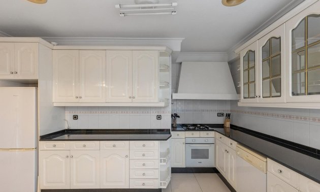 Reventa - Apartamento / piso -
Torrevieja - Paseo maritimo