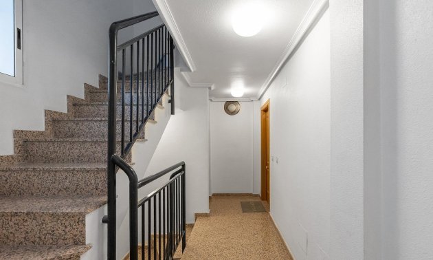 Reventa - Apartamento / piso -
Torrevieja - Paseo maritimo