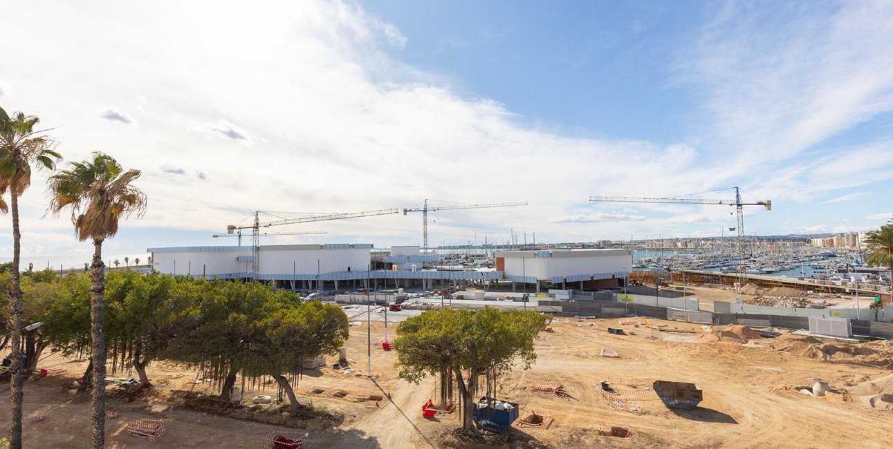 Reventa - Apartamento / piso -
Torrevieja - Paseo maritimo