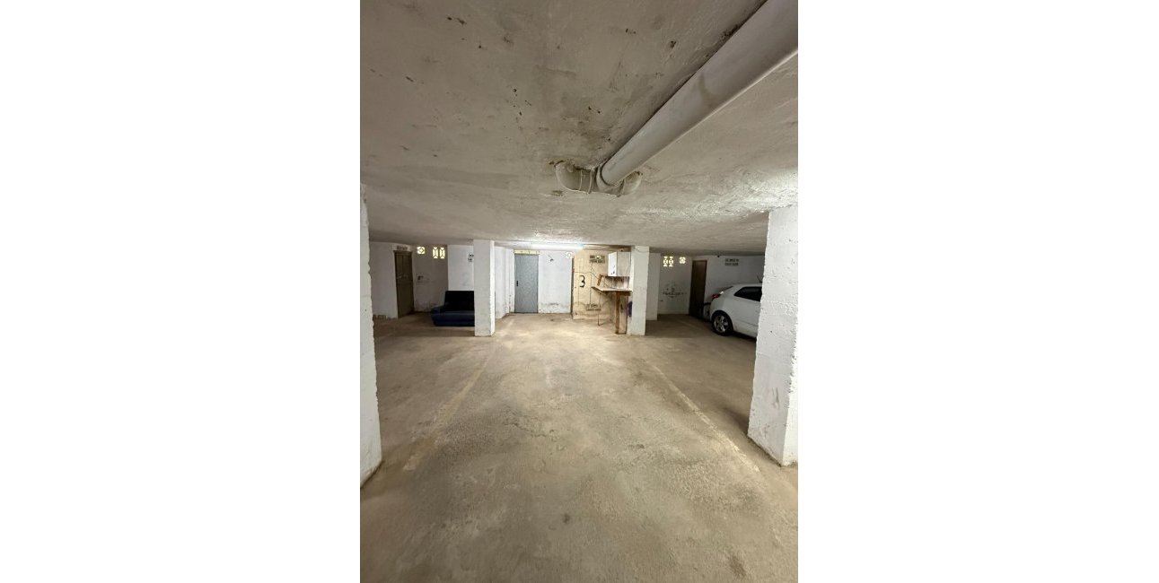 Reventa - Garaje -
Torrevieja - Playa del Cura