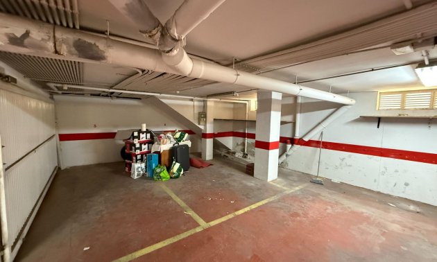 Alquiler a largo plazo - Garaje -
Torrevieja - Centro