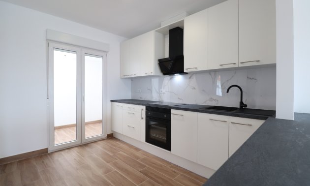 Resale - Bungalow -
Ciudad Quesada - Ciudad Quesada - Town