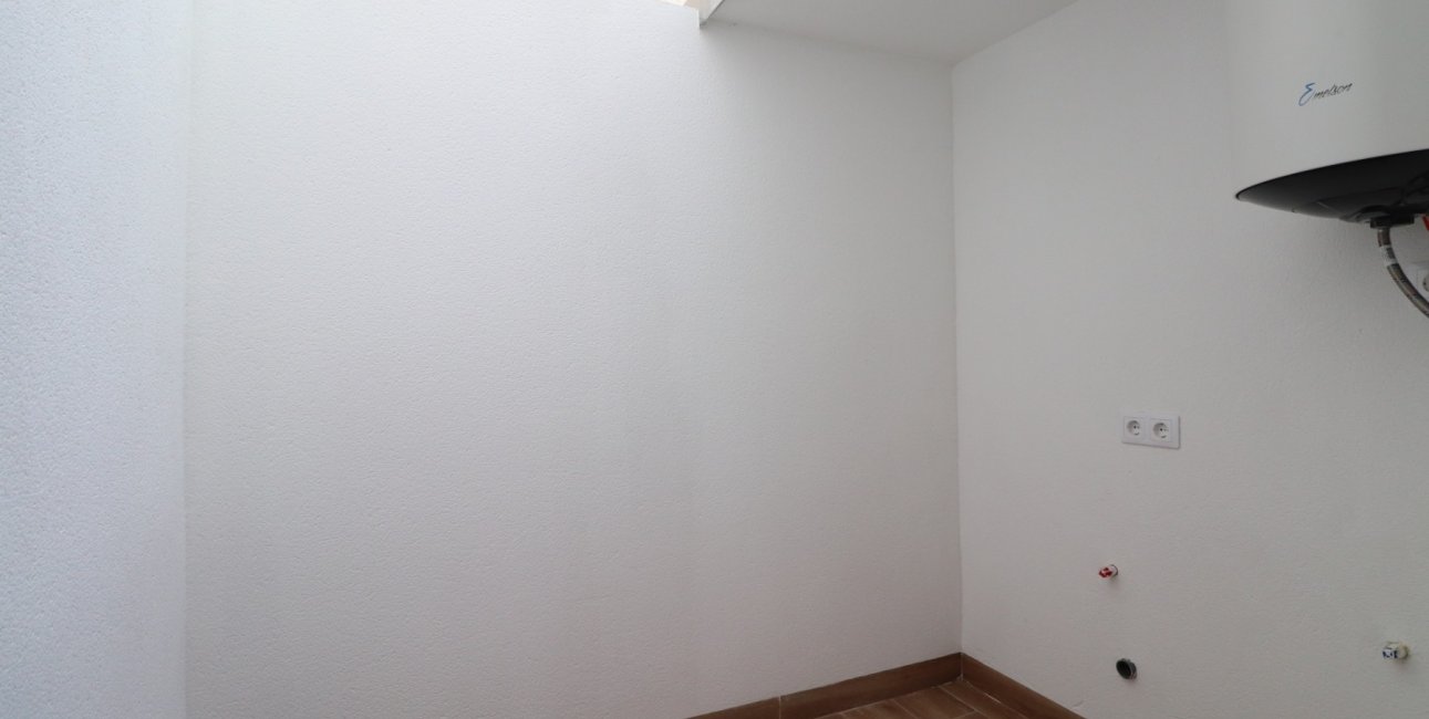 Resale - Bungalow -
Ciudad Quesada - Ciudad Quesada - Town