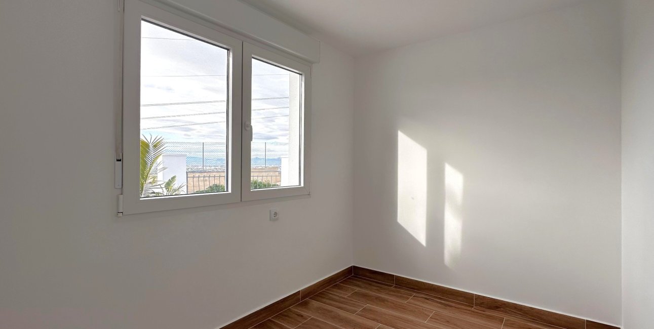 Resale - Bungalow -
Ciudad Quesada - Ciudad Quesada - Town