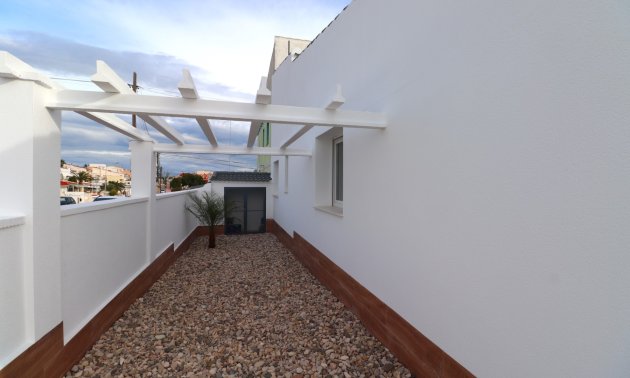 Resale - Bungalow -
Ciudad Quesada - Ciudad Quesada - Town