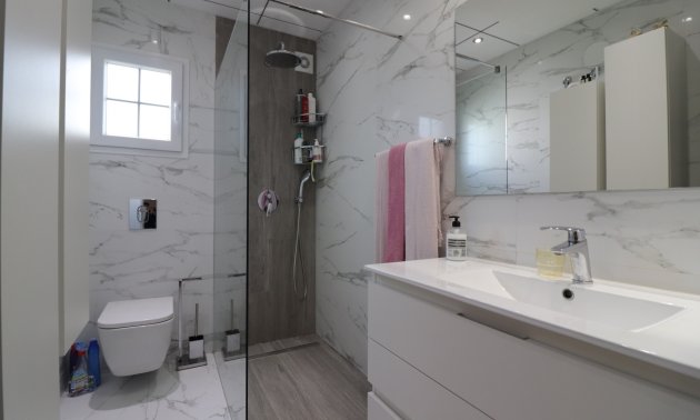 Resale - Villa -
Ciudad Quesada - Atalayas