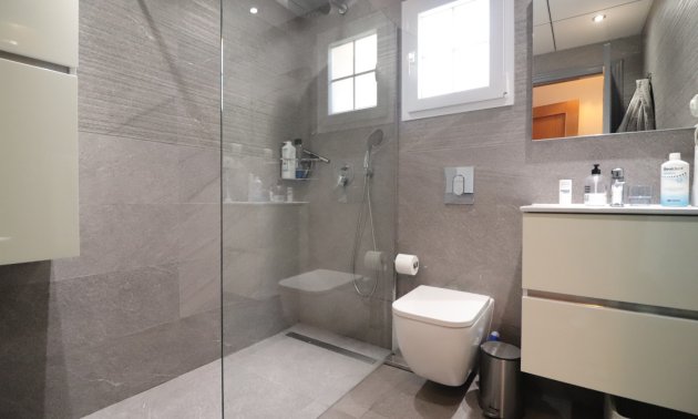 Resale - Villa -
Ciudad Quesada - Atalayas