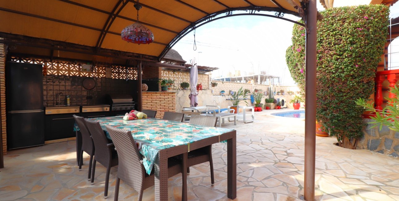 Resale - Villa -
Ciudad Quesada - Atalayas