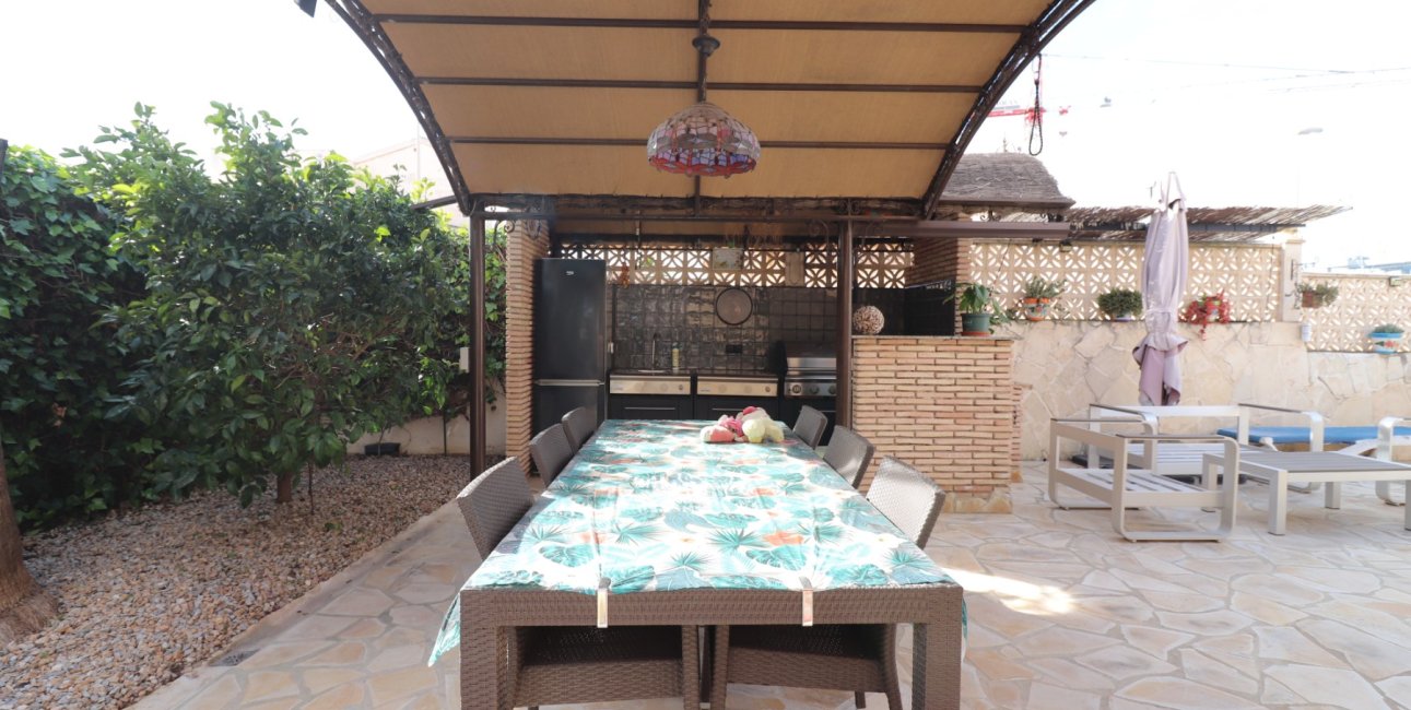 Resale - Villa -
Ciudad Quesada - Atalayas