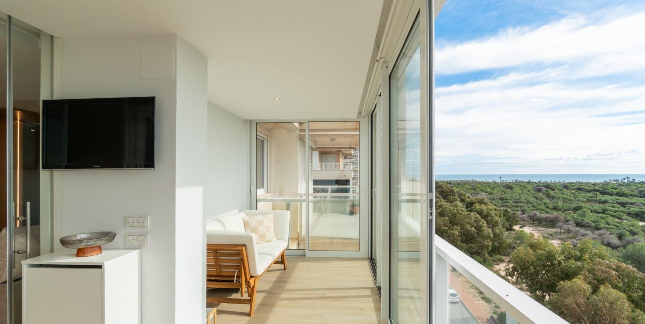 Resale - Apartment / flat -
Guardamar del Segura - Puerto Deportivo