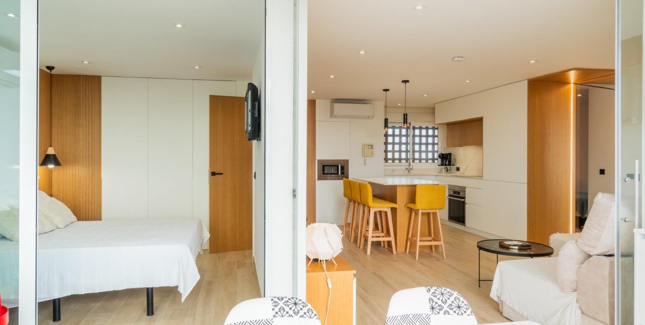 Resale - Apartment / flat -
Guardamar del Segura - Puerto Deportivo