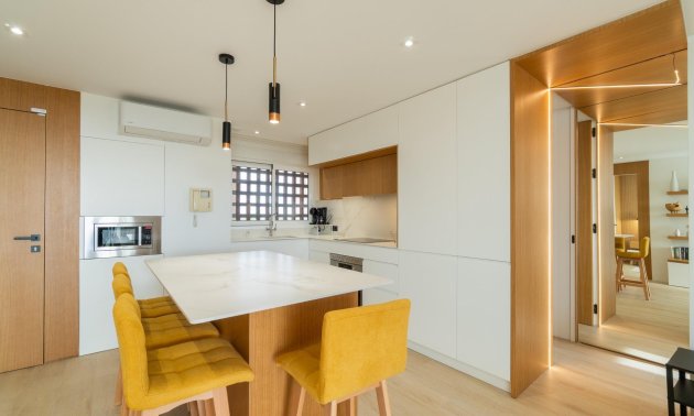 Resale - Apartment / flat -
Guardamar del Segura - Puerto Deportivo