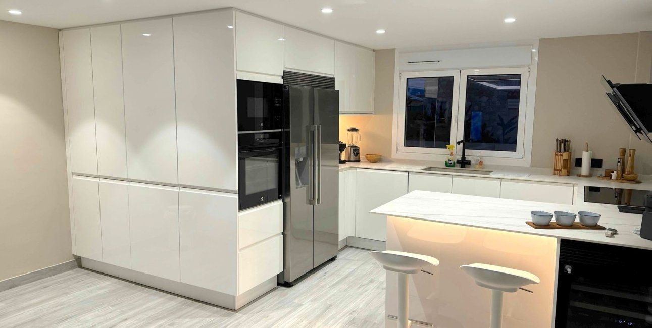 Resale - Villa -
Alfas del Pí - pueblo