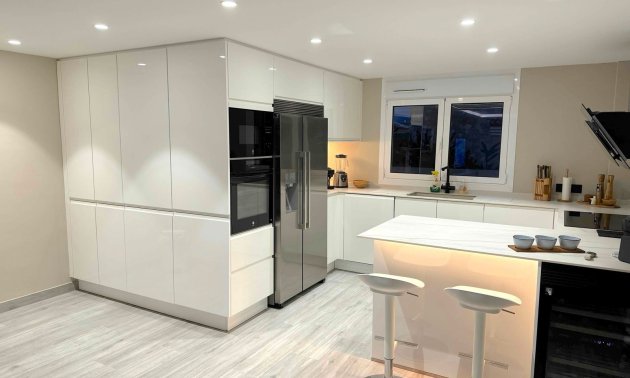 Resale - Villa -
Alfas del Pí - pueblo