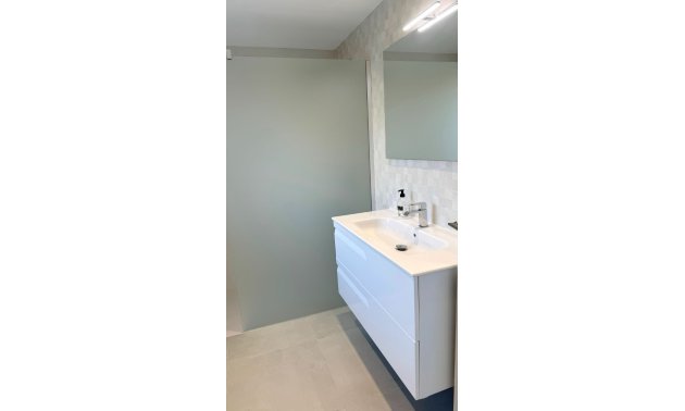 Resale - Villa -
Alfas del Pí - pueblo