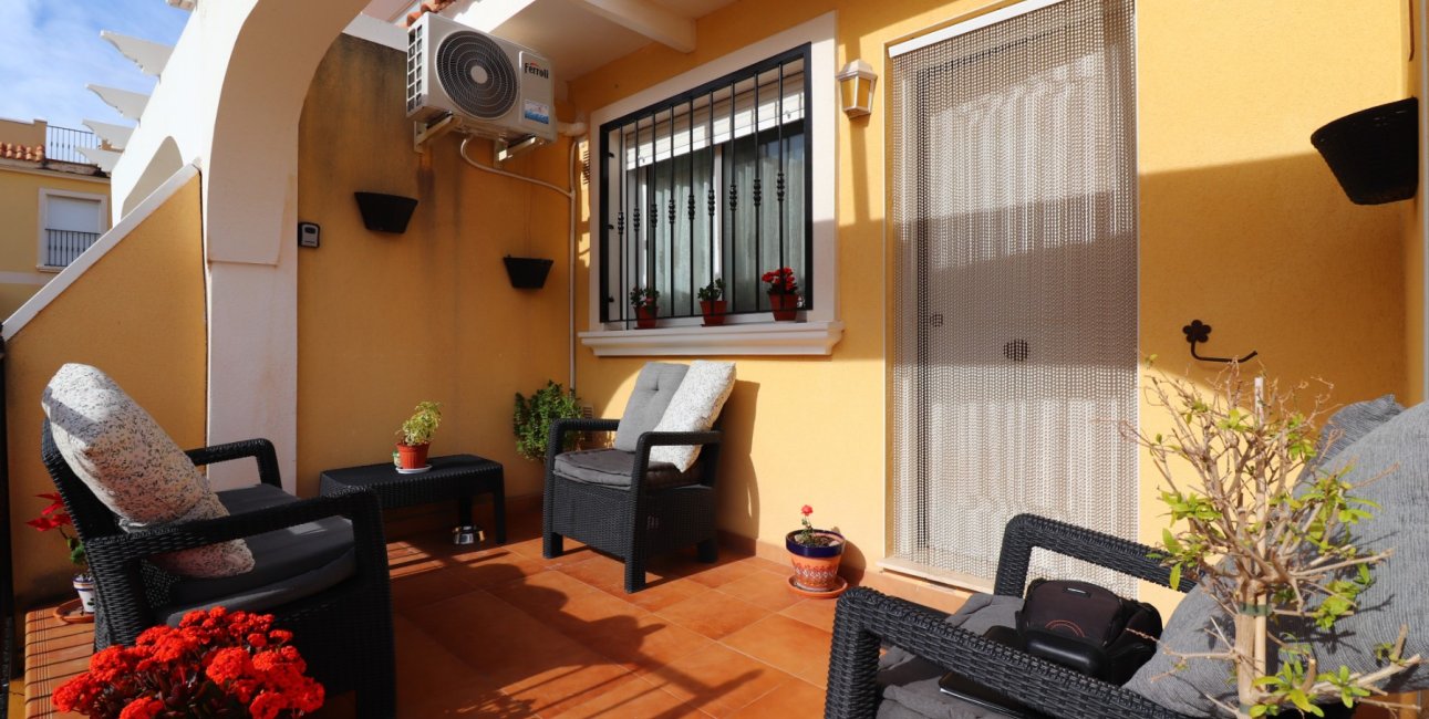 Resale - Townhouse -
Ciudad Quesada - Lo Marabu