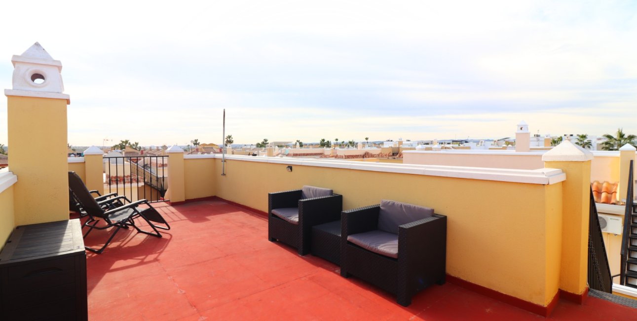 Resale - Townhouse -
Ciudad Quesada - Lo Marabu