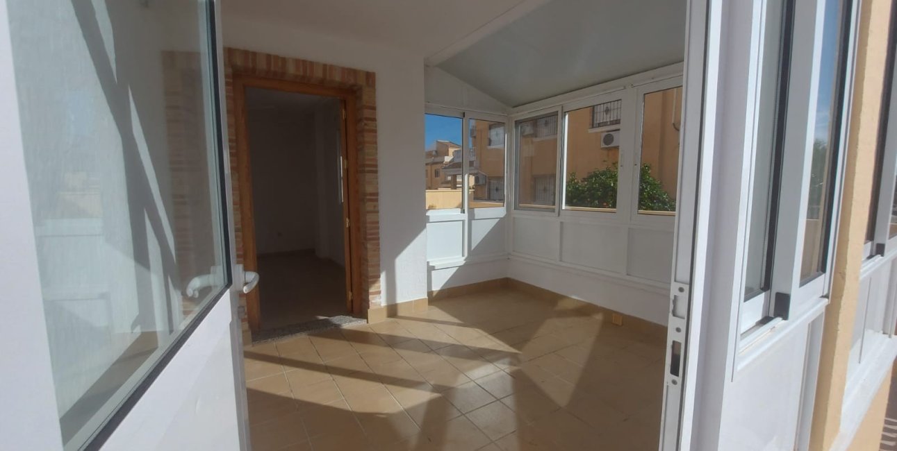Resale - Townhouse -
Ciudad Quesada - Lo Marabu