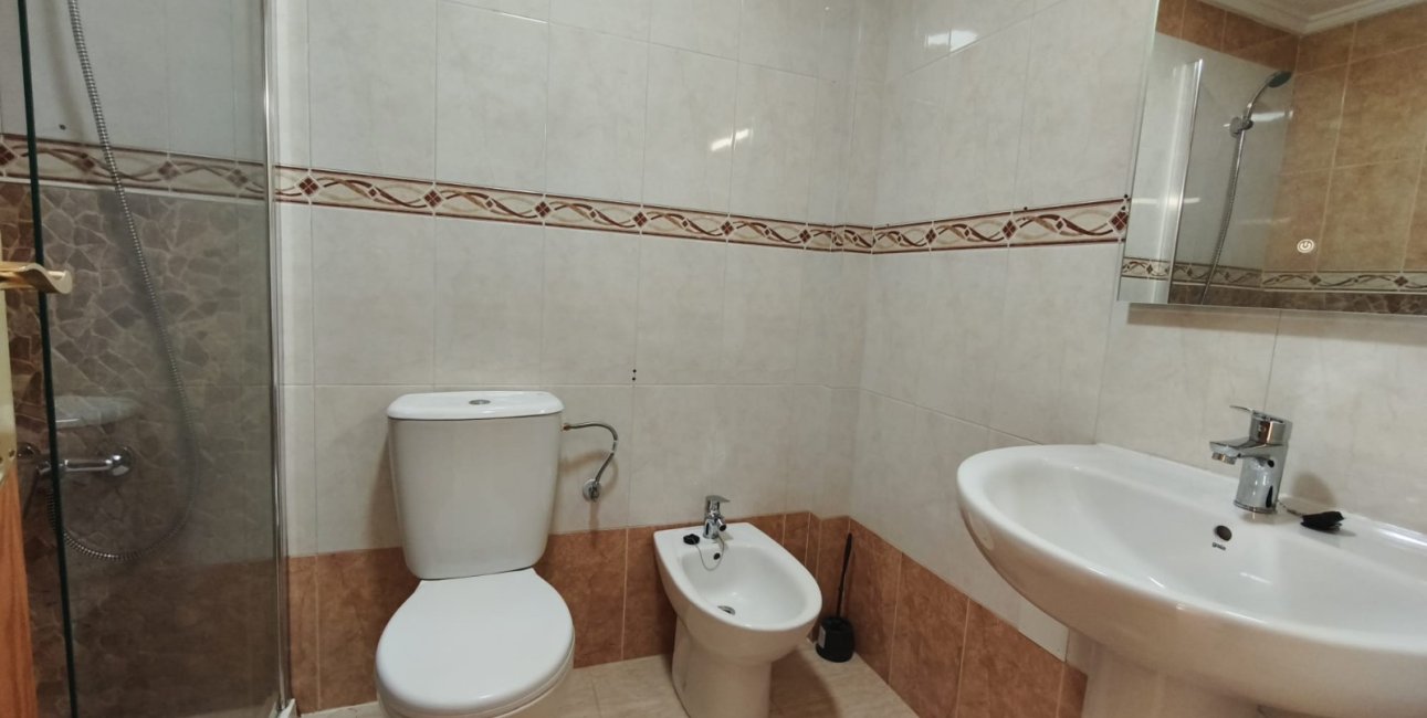 Resale - Townhouse -
Ciudad Quesada - Lo Marabu