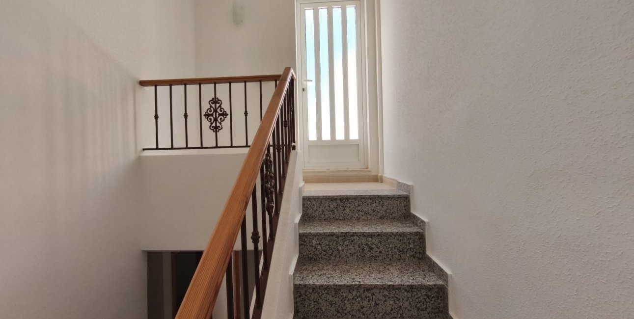 Resale - Townhouse -
Ciudad Quesada - Lo Marabu