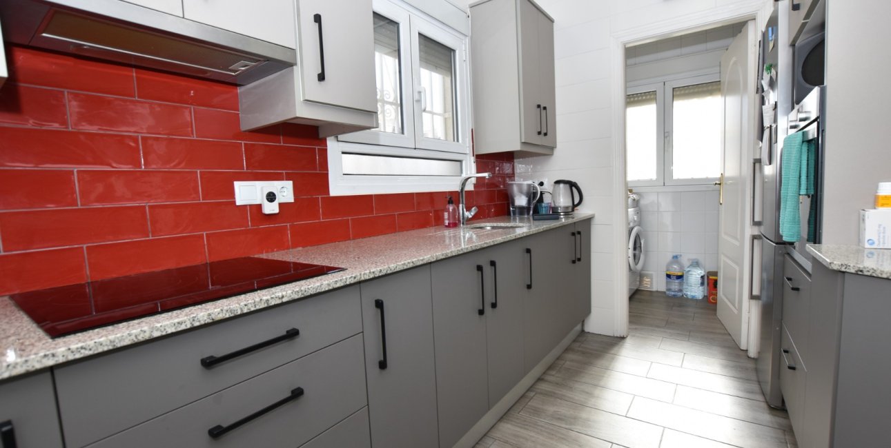 Resale - Villa -
Algorfa - Montemar