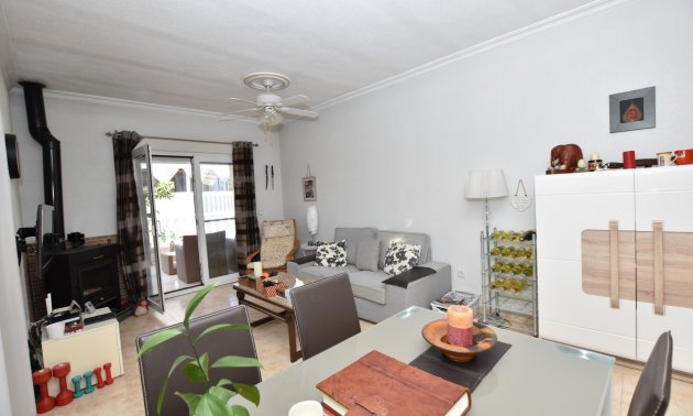 Resale - Villa -
Algorfa - Montemar