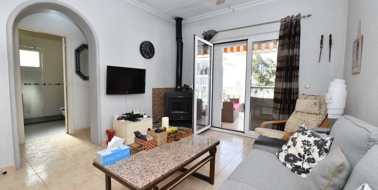 Resale - Villa -
Algorfa - Montemar