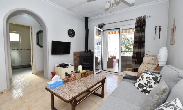 Resale - Villa -
Algorfa - Montemar