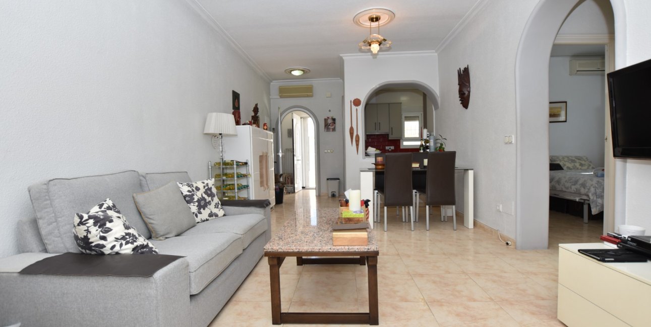 Resale - Villa -
Algorfa - Montemar