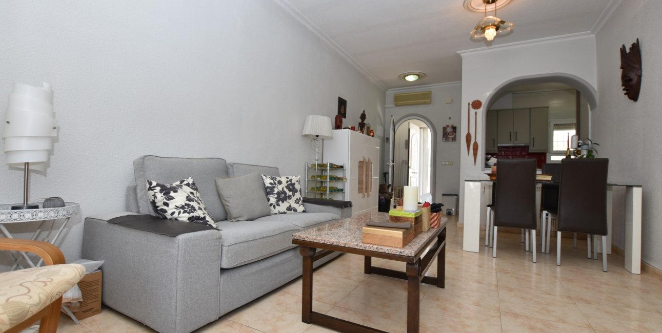 Resale - Villa -
Algorfa - Montemar