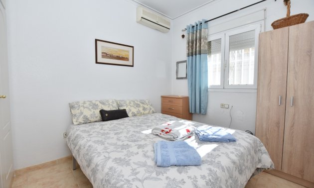 Resale - Villa -
Algorfa - Montemar