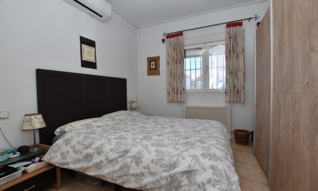 Resale - Villa -
Algorfa - Montemar