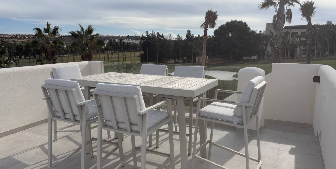 Rynek wtórny - Willa -
Algorfa - La Finca Golf Resort