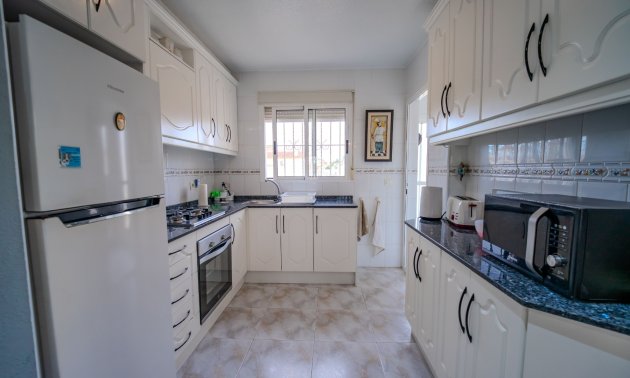 Resale - Townhouse -
Benimar - Benimar I