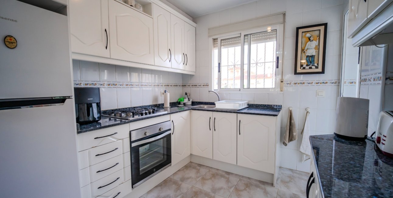 Resale - Townhouse -
Benimar - Benimar I