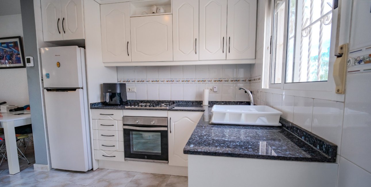 Resale - Townhouse -
Benimar - Benimar I