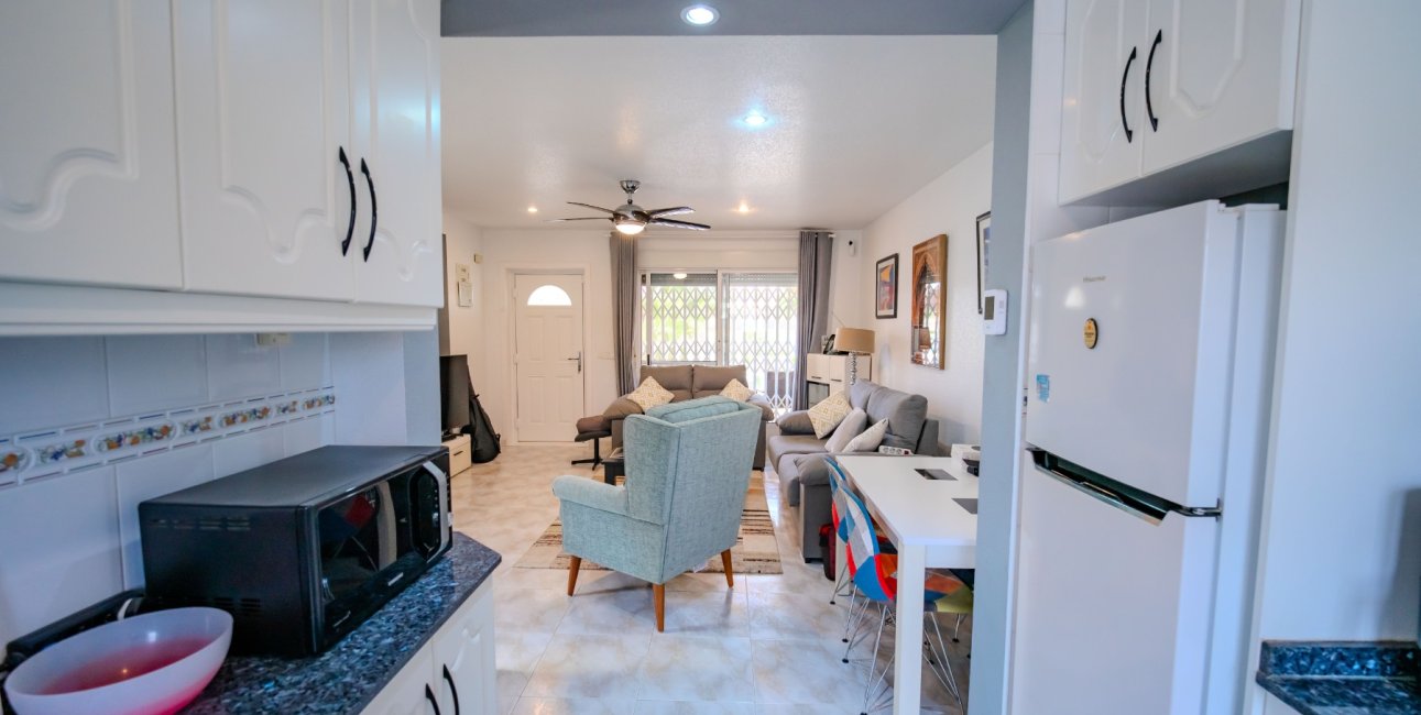 Resale - Townhouse -
Benimar - Benimar I