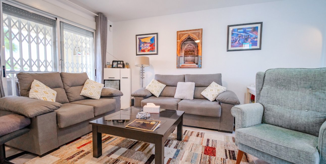 Resale - Townhouse -
Benimar - Benimar I