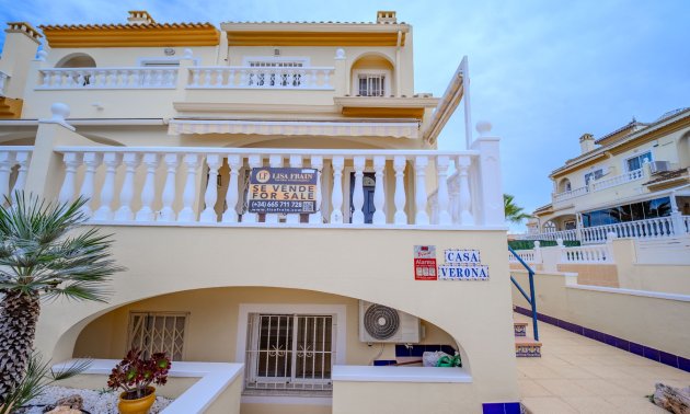 Resale - Townhouse -
Benimar - Benimar I