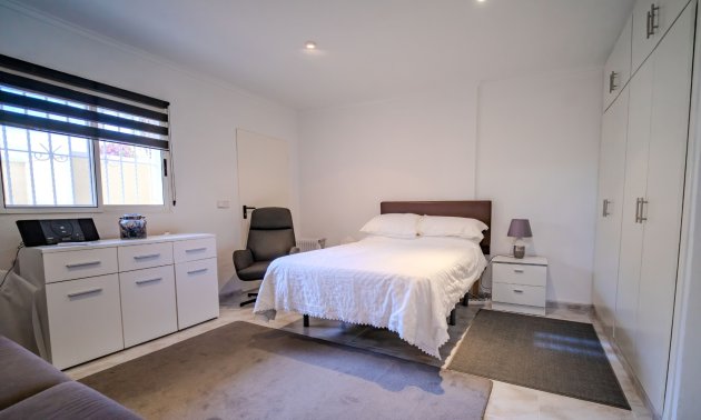 Resale - Townhouse -
Benimar - Benimar I