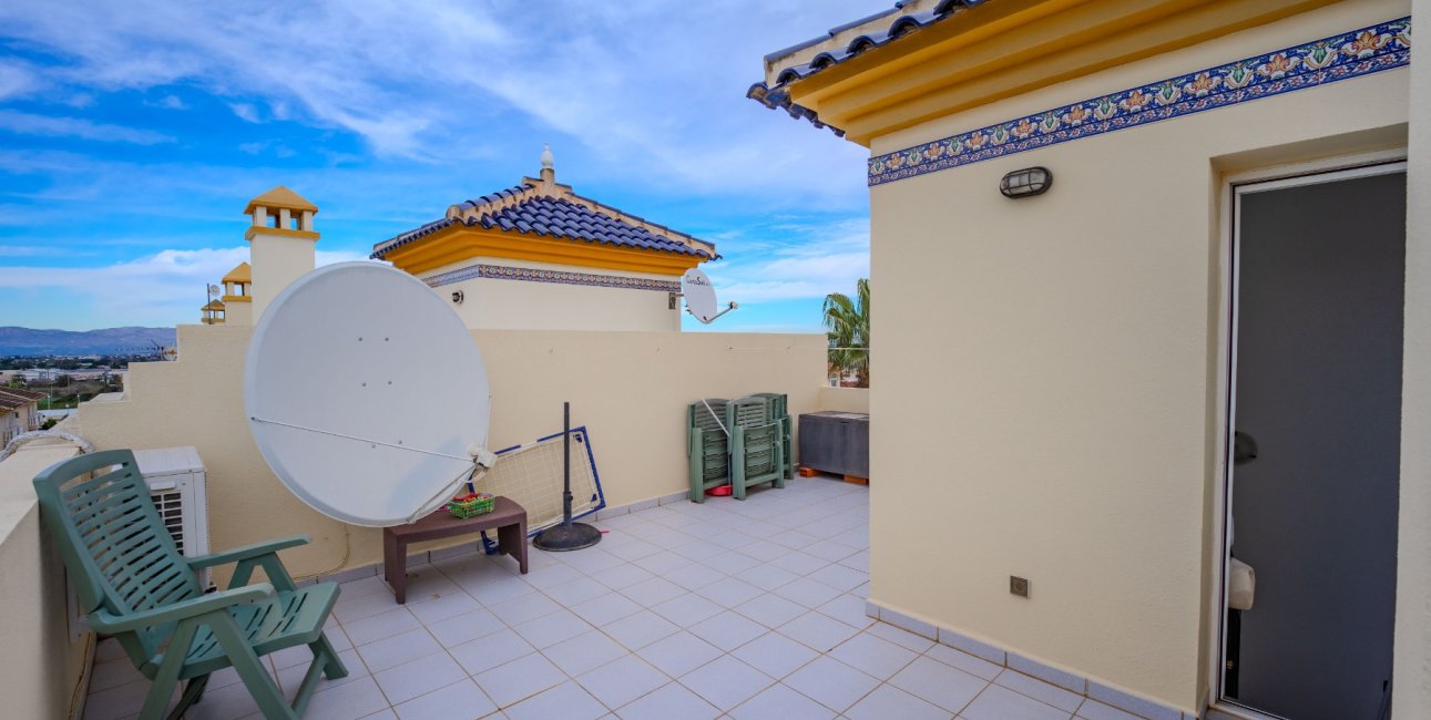 Resale - Townhouse -
Benimar - Benimar I